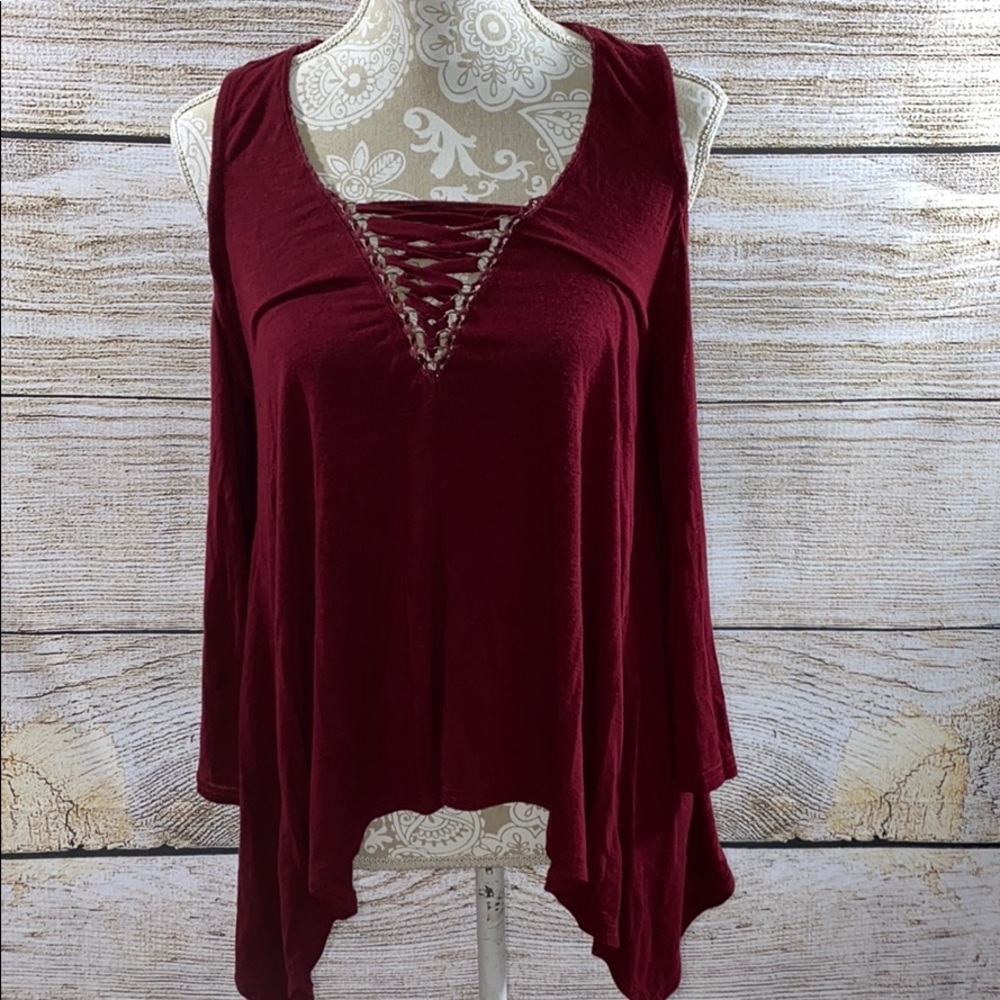 Women’s Rue21 Top
